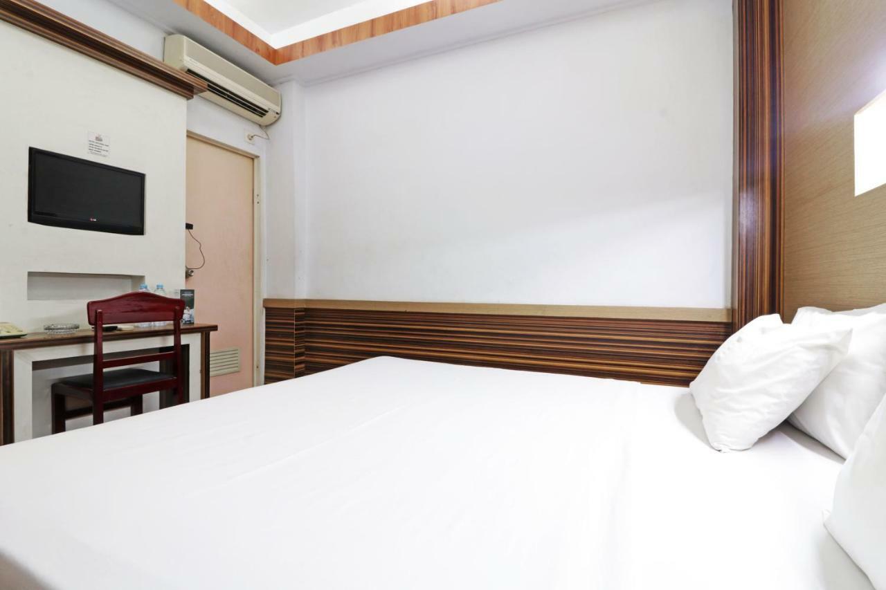 Mutiara Sari Hotel Makassar Esterno foto