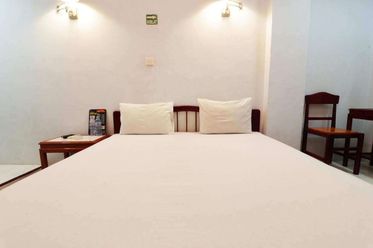 Mutiara Sari Hotel Makassar Esterno foto